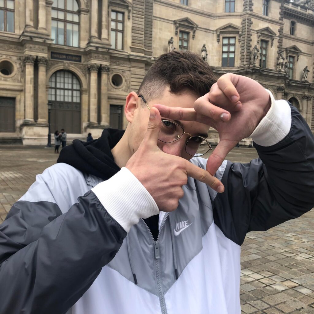 Aleksander Szczudrawa olek.zmontuje - montażysta filmów na TikTok, Instagram, YouTube